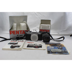 Pentax K1000 35mm Film SLR Body w/ SMC Pentax-M 50mm f2 Lens Bundle Excellent